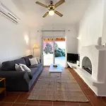 Mediterranean Cottage, Sea View, Great Location Villa