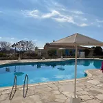 Mediterranean Cottage, Sea View, Great Location *