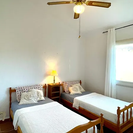 Mediterranean Cottage, Sea View, Great Location Klorakas