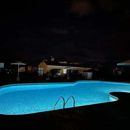 Mediterranean Cottage, Sea View, Great Location *