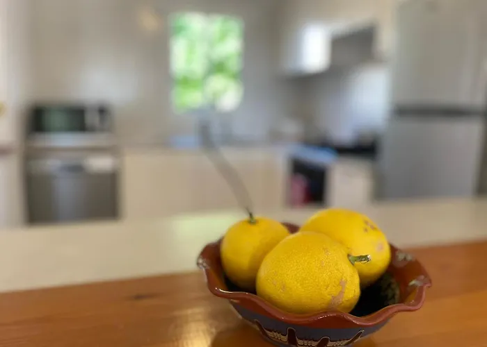 Mediterranean Cottage, Sea View, Great Location Vila Klorakas