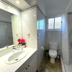 Mediterranean Cottage, Sea View, Great Location Villa
