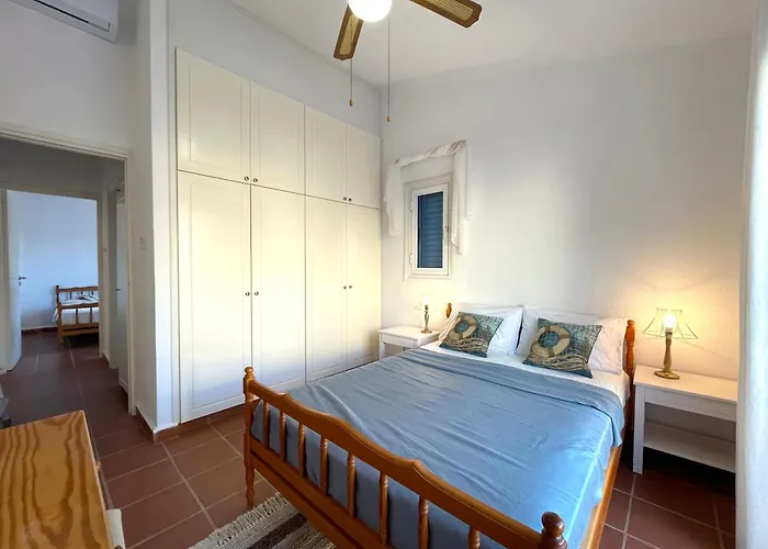 Mediterranean Cottage, Sea View, Great Location