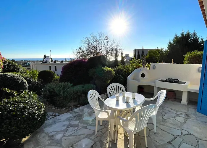 Mediterranean Cottage, Sea View, Great Location 빌라 *