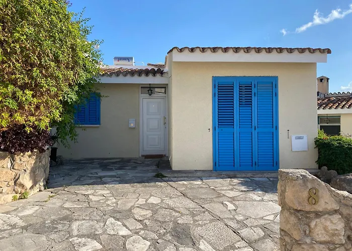 Mediterranean Cottage, Sea View, Great Location Klorakas